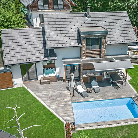 Pool Katja Kranjska Gora - Happy *