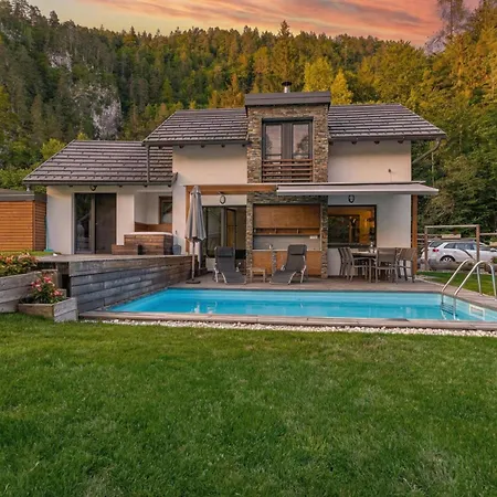 Pool Katja Near Kranjska Gora Villa