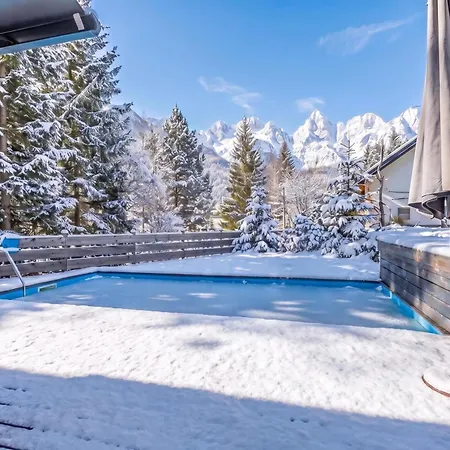 Pool Katja Near Kranjska Gora Villa