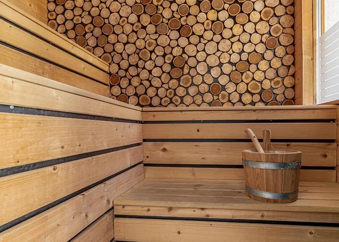 Pool Katja Kranjska Gora - Happy *